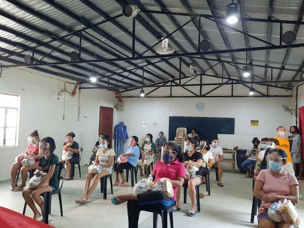  ▲강북제일교회가 필리핀 빈민지역 교회를 대상으로 선교후원에 앞장서고 있다. ⓒ데일리굿뉴스