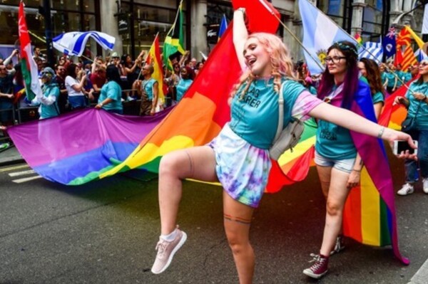 ▲영국 런던에서 열린 LGBT 퍼레이드.(사진출처=연합뉴스)