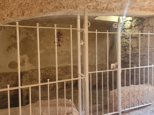  ▲예수 그리스도 무덤 내부 ⓒ데일리굿뉴스