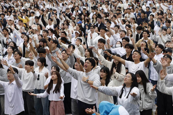 ▲청년부터 노년까지 연합된 모든 세대. ⓒ데일리굿뉴스DB