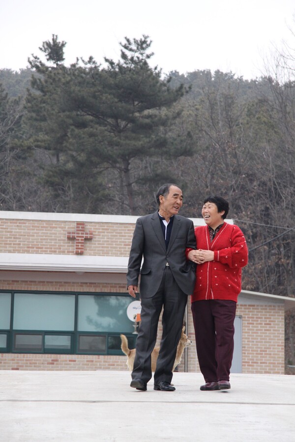  ▲생존 시 신장기증인 김근묵·이경희 부부.ⓒ데일리굿뉴스 